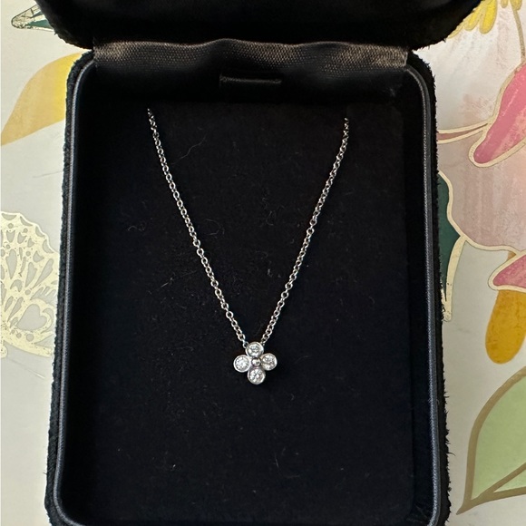 Tiffany Platinum Diamond Flower Necklace PT950 - Picture 5 of 10